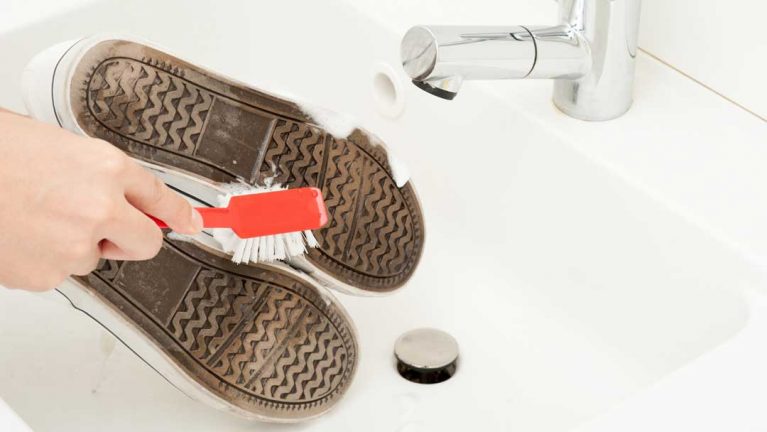 can you put patent leather shoes in the washing machine